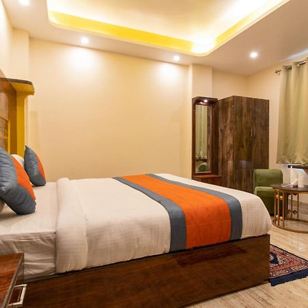 Airport Hotel Dev Residency - Mahipalpur New Delhi Exterior photo