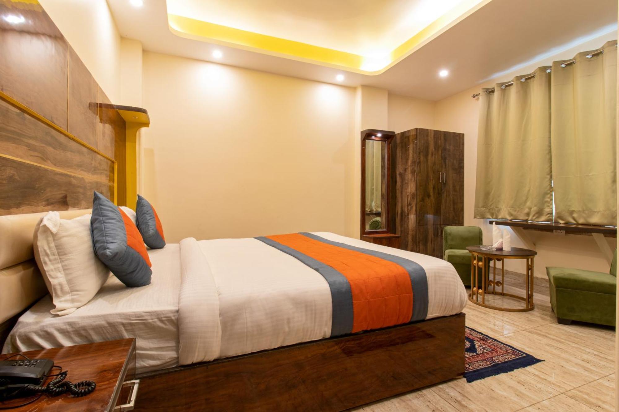 Airport Hotel Dev Residency - Mahipalpur New Delhi Exterior photo