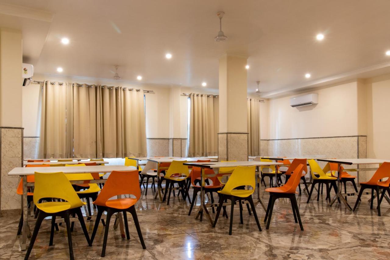 Airport Hotel Dev Residency - Mahipalpur New Delhi Exterior photo
