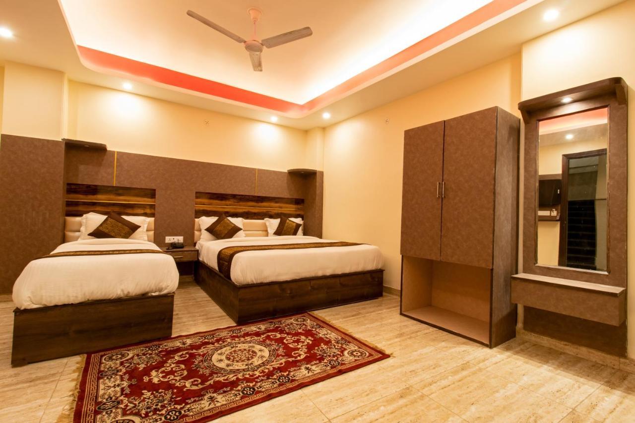 Airport Hotel Dev Residency - Mahipalpur New Delhi Exterior photo