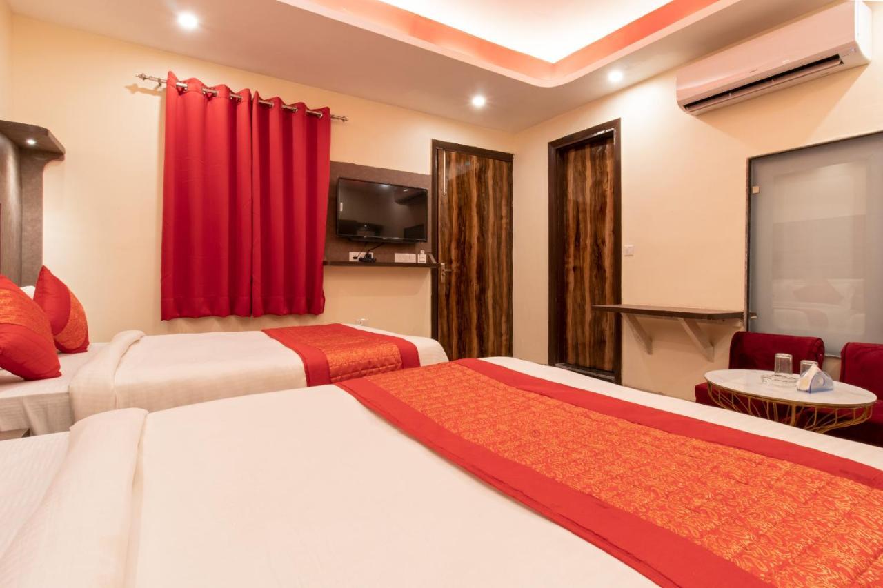 Airport Hotel Dev Residency - Mahipalpur New Delhi Exterior photo