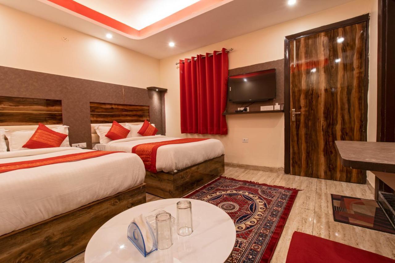 Airport Hotel Dev Residency - Mahipalpur New Delhi Exterior photo
