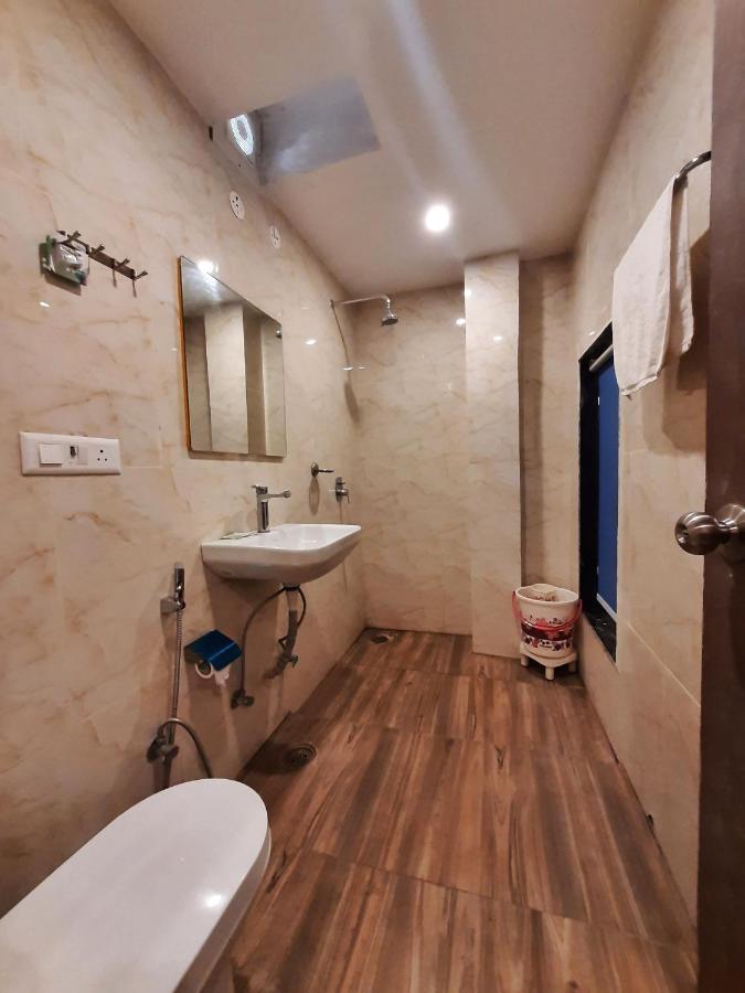Airport Hotel Dev Residency - Mahipalpur New Delhi Exterior photo